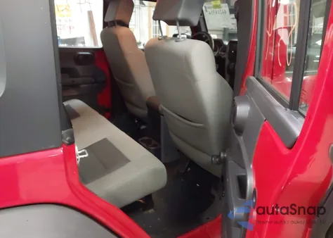 2010 Jeep Wrangler Unlimited Sport z USA, uszkodzony, nr VIN 1J4BA3H1XAL205498